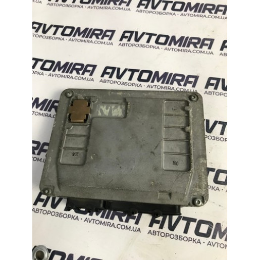 Блок управління двигуном CHFA Skoda Fabia 2 1.2HTP 2007-2011 03D906023N